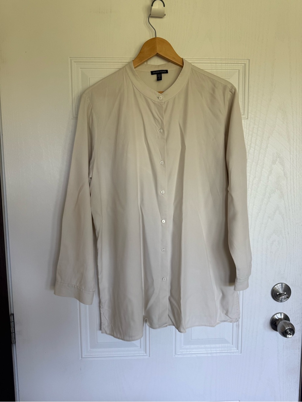 EILEEN FISHER Beige cream Mandarin Collar Button Front silk tunic Blouse - M